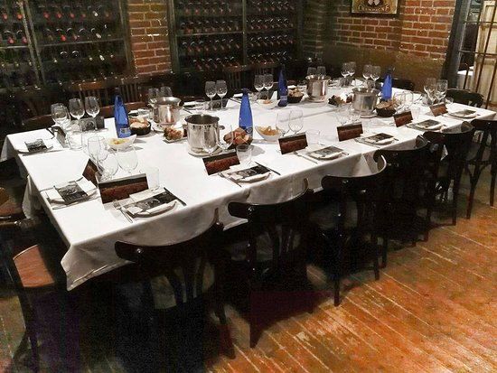 La Malquerida Taberna Española